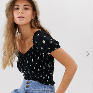 Cropped floral bohemian top